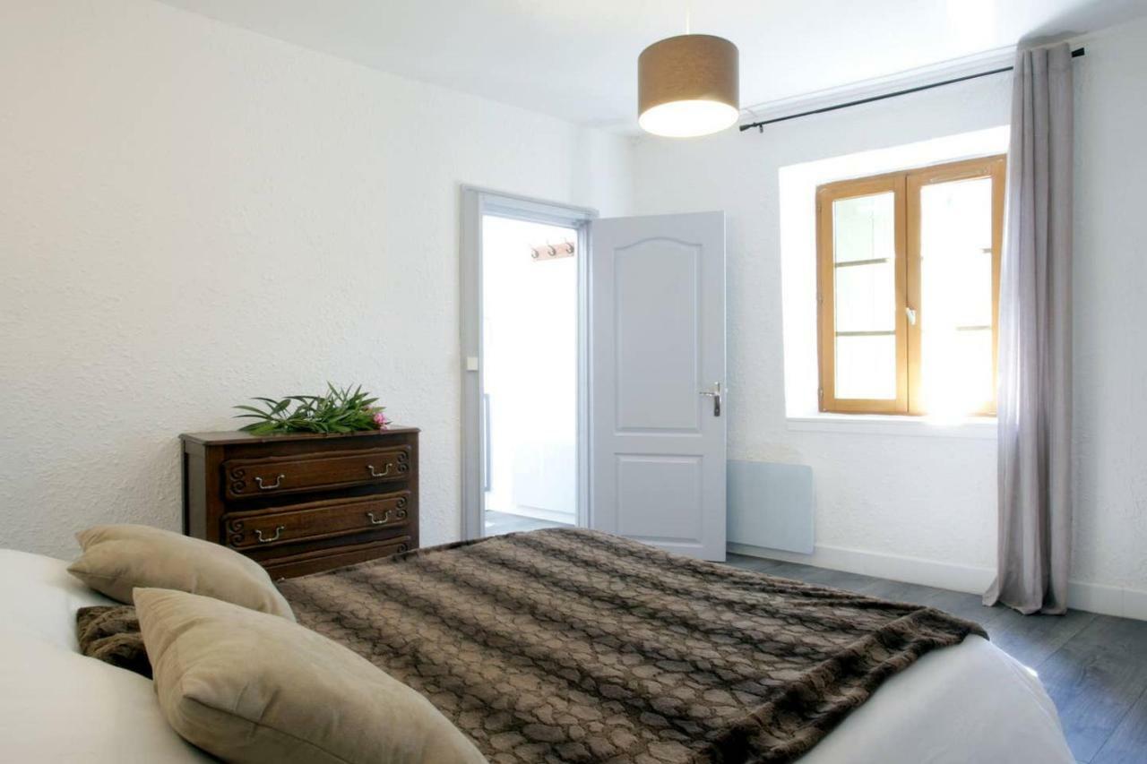 Les Gites De Laure - L'Or Vert, Appartement Avec Vue Sur Le Chateau, Parking Prive, Climatisation, Netflix, A 160 M De La Cite Medievale قرقشونه المظهر الخارجي الصورة
