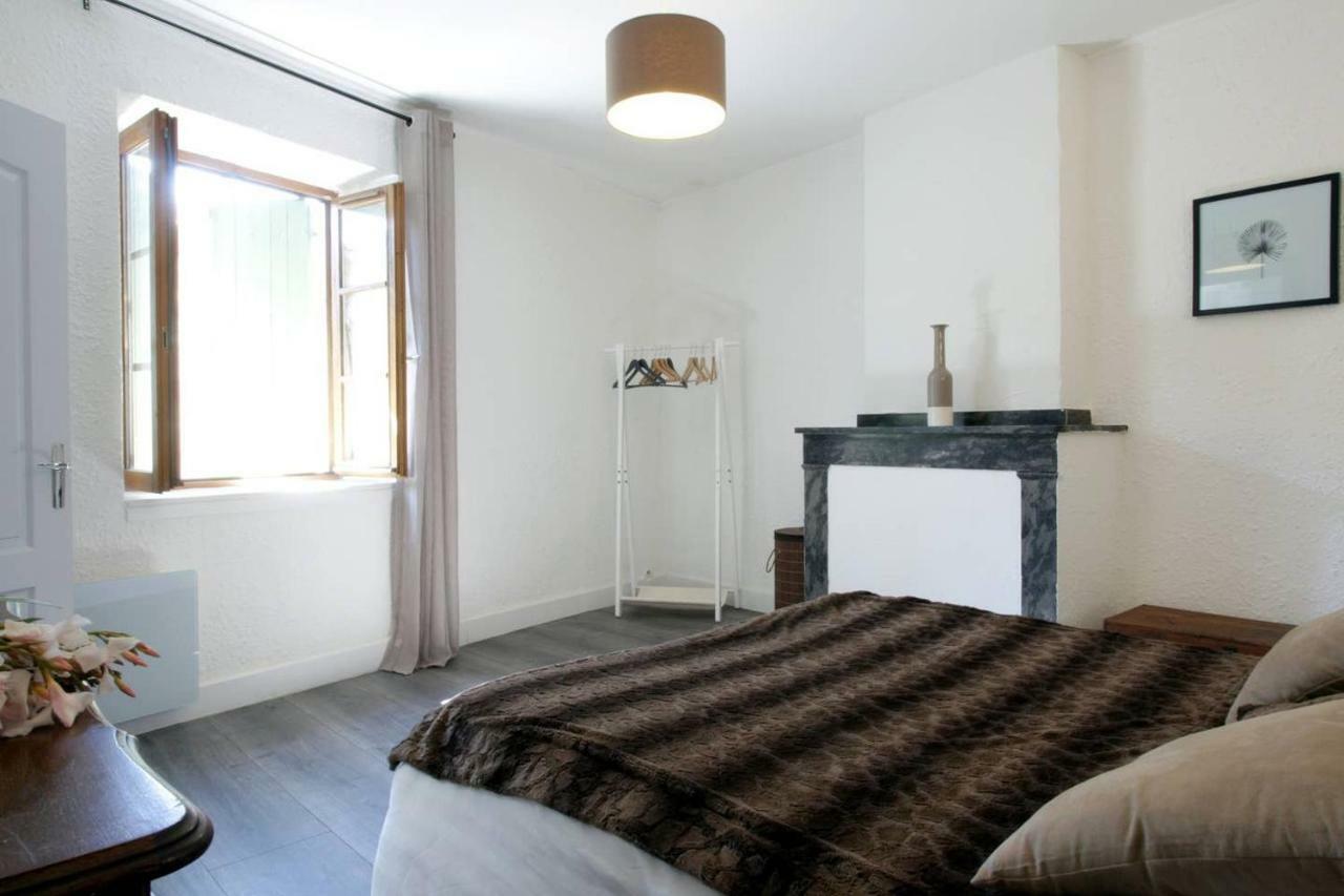 Les Gites De Laure - L'Or Vert, Appartement Avec Vue Sur Le Chateau, Parking Prive, Climatisation, Netflix, A 160 M De La Cite Medievale قرقشونه المظهر الخارجي الصورة